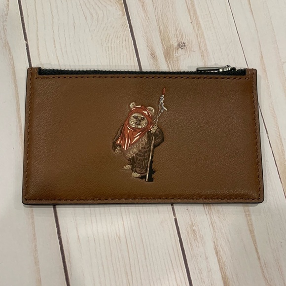 Star Wars X Coach Zip Card Case With Ewok - Picture 2 of 8